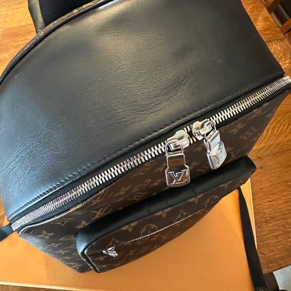 Authentic Josh Macassar Louis Vuitton Back Pack main image 9